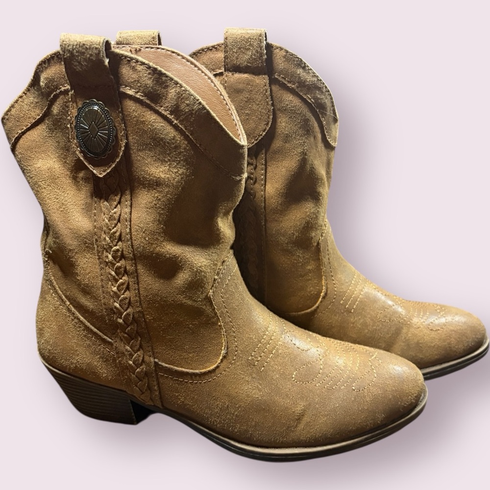 Rampage Women’s Western Ankle Boots Brown Suede Cowboy Size 8.5 Festival Boho